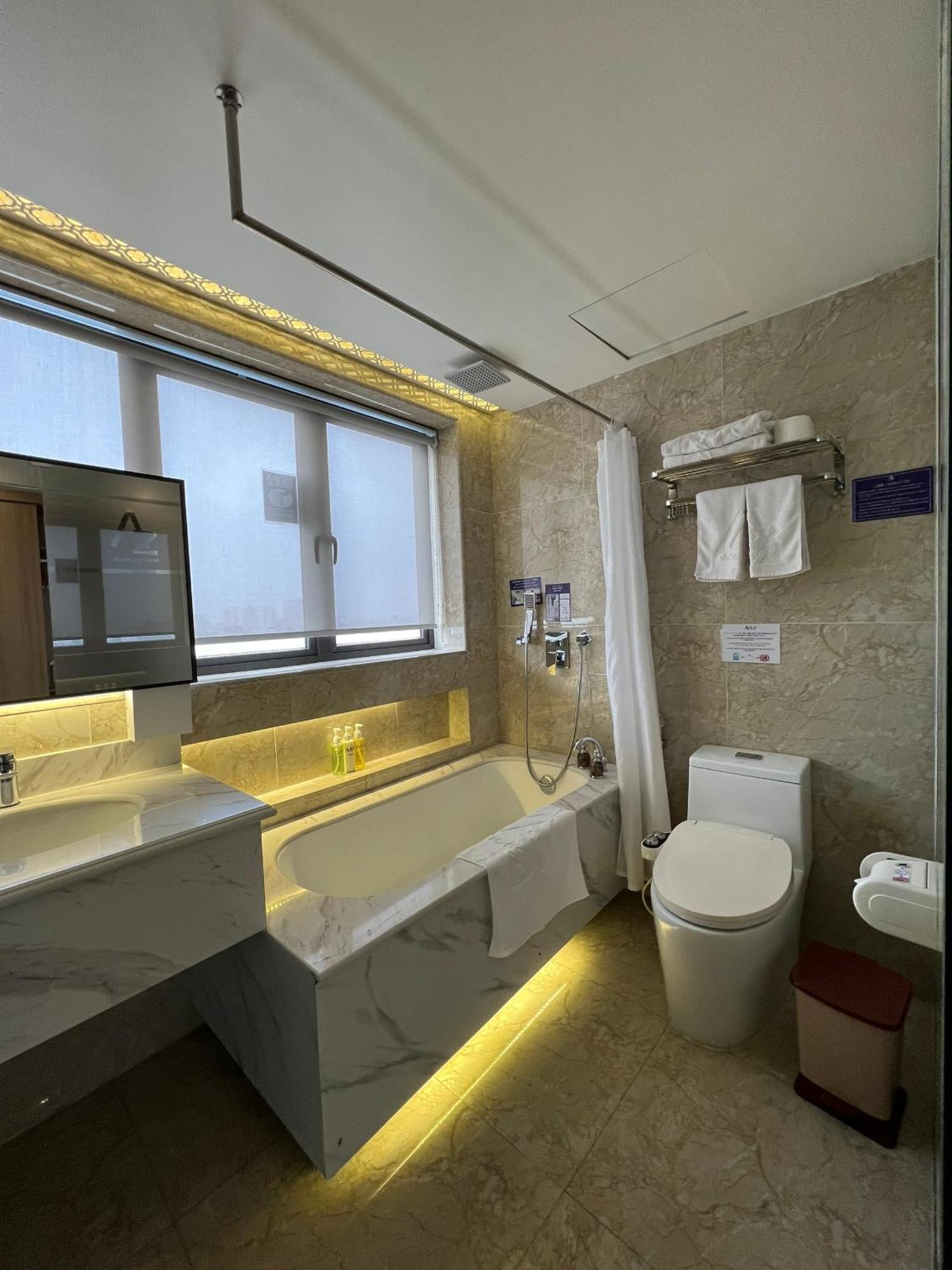 Azumaya Hotel Hai Phong Haiphong Exterior foto